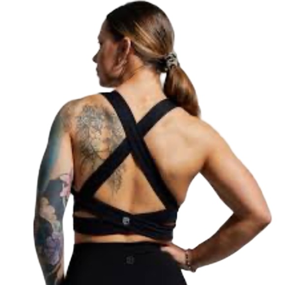Born Primitive (EUC) Women’s Double Cross Sports Bra (Black) - Picture 8 of 9